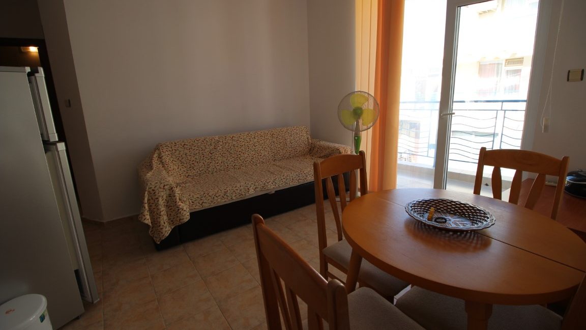 Apartament cu 2 camere, la 900m distanta de plaja in Bulgaria (33)