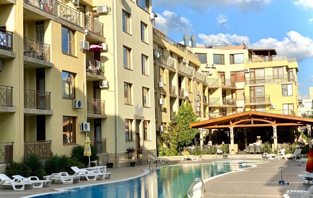 Apartament aproape de plaja, cu 2 camere, in complexul Siana-Sveti Vlas (8)