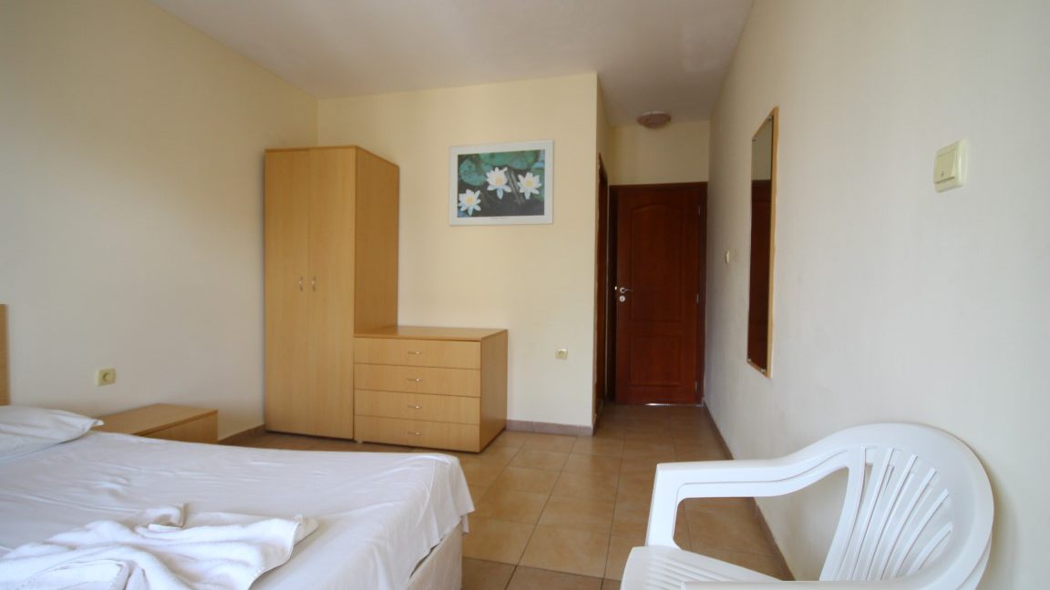 Apartament cu 3 camere aproape de plaja- Bulgaria (6)