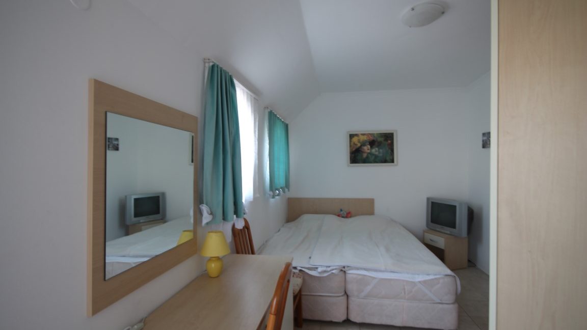 Apartament cu 3 camere pe linia intai de plaja in Sveti Vlas- Bulgaria (2)