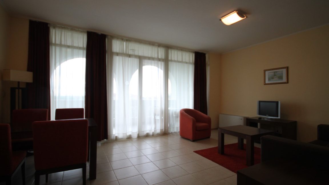 apartament cu 2 camere, frumos mobilat, in complexul Sunset Resort- Pomorie (10)