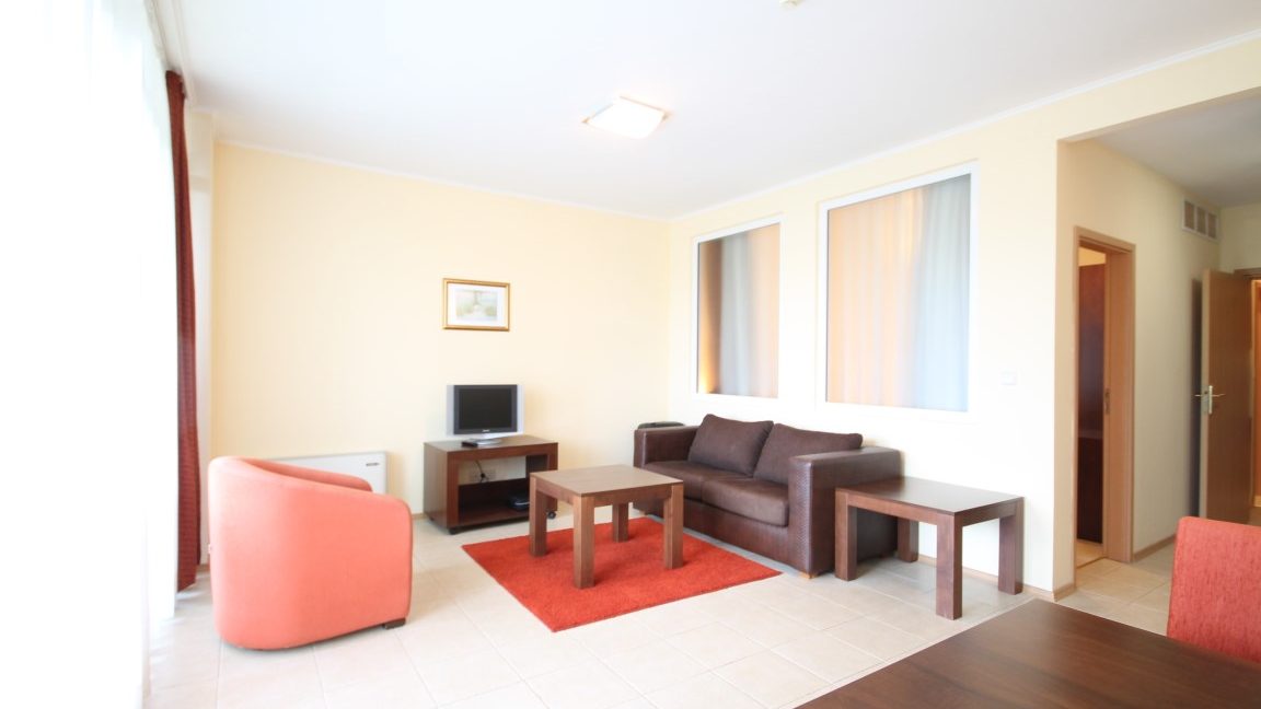 apartament cu 2 camere, frumos mobilat, in complexul Sunset Resort- Pomorie (3)