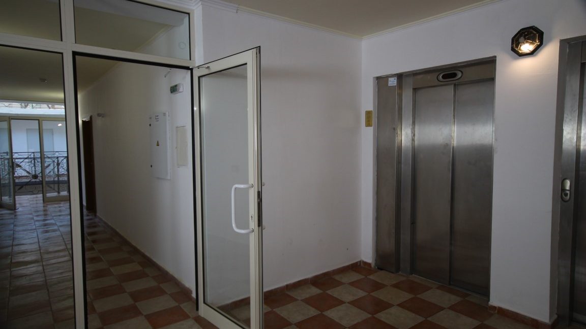 Apartament cu 2 camere, frumos mobilat in complexul Atrium- Elenite, Bulgaria (36)