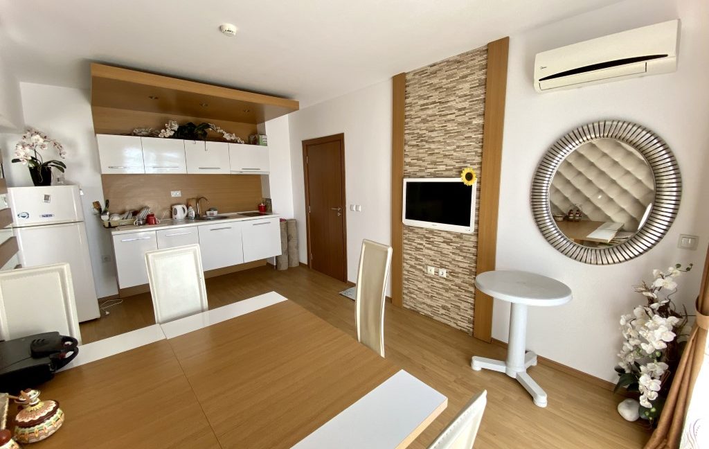 Apartament frumos mobilat, cu 3 camere, la 500m distanta de plaja, in complexul Sweet Homes, Sunny Beach(25)