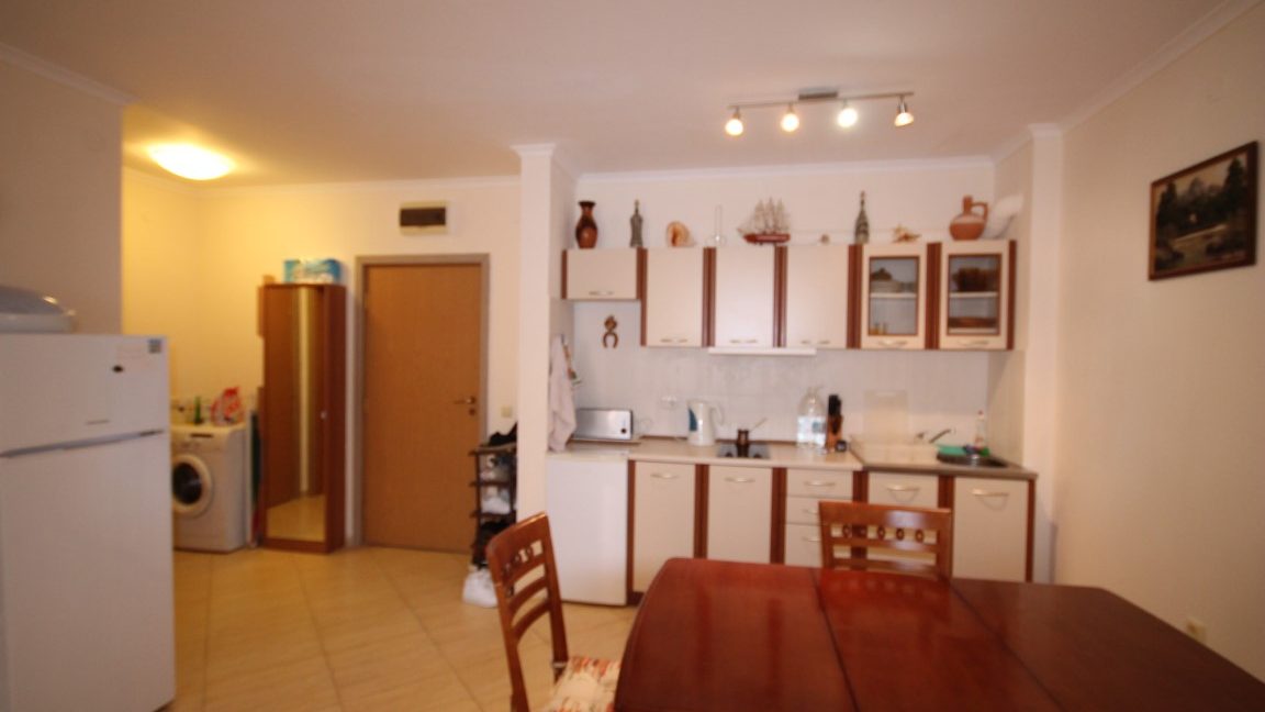 Apartament cu 2 camere, frumos mobilate in complexul Casa Del Mar, Sveti Vlas (36)