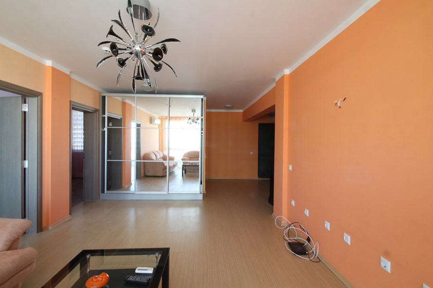 Apartament cu 3 camere, complet mobilat, in complexul Sunny Beach Plaza- Sunny Beach, Bulgaria (17)