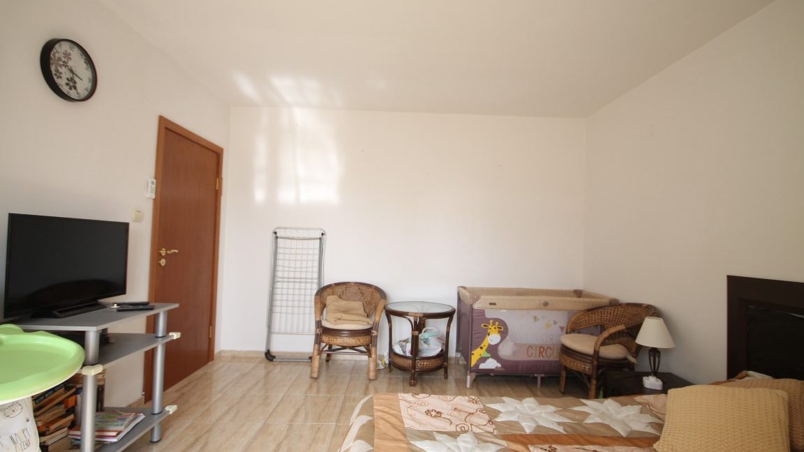 Apartament cu 2 camere, frumos mobilat, in complexul Compass, statiunea Sveti Vlas (11)