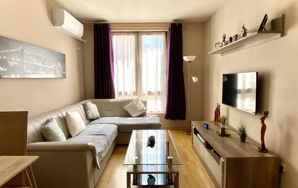 Apartament confortabil, mobilat, cu 2 camere, în complexul Panorama Bay 1, Sveti Vlas (16)