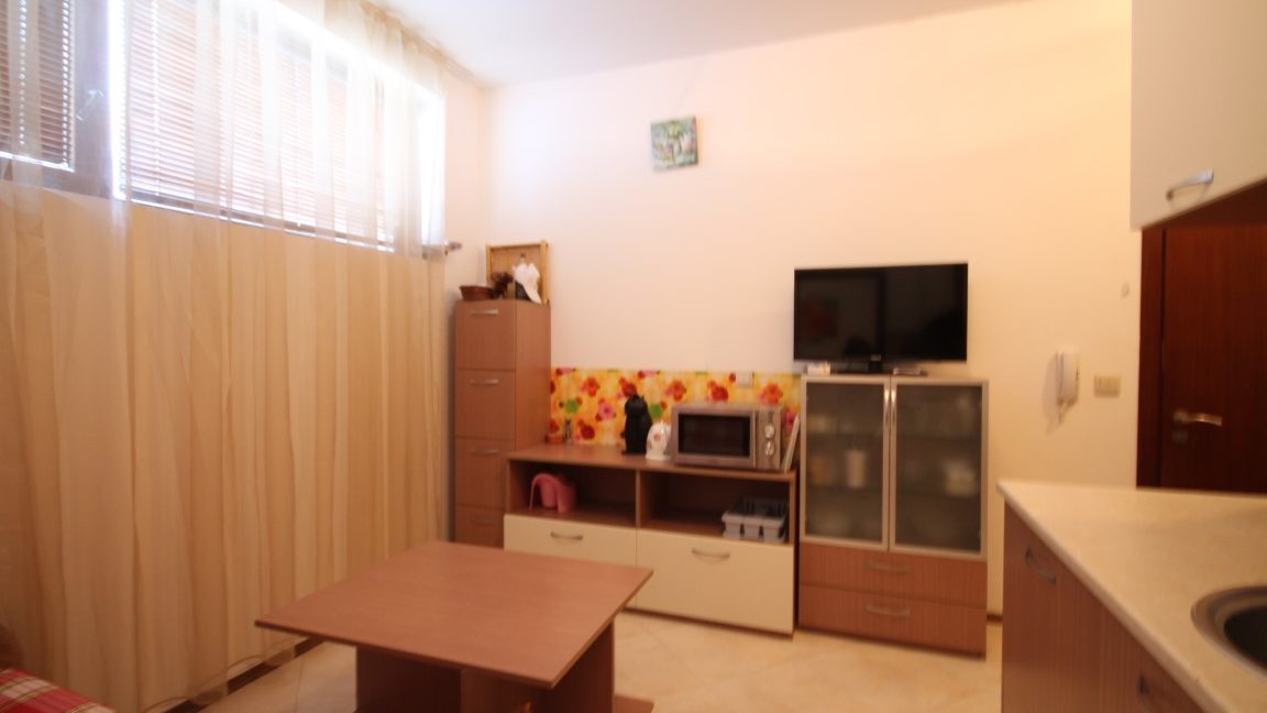 Studio frumos mobilat in complexul Kabakum Beach Residence, Varna (25)