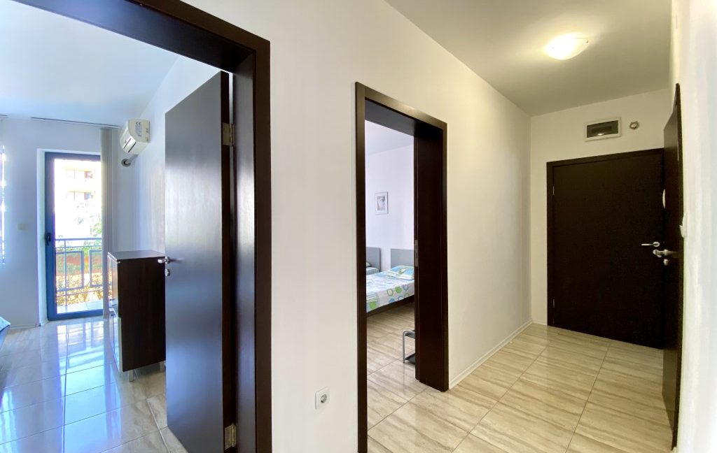 Apartament confortabil, mobilat, cu 3 camere, in complexul Lona, Sunny Beach (2)