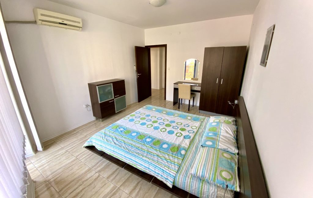 Apartament confortabil, mobilat, cu 3 camere, in complexul Lona, Sunny Beach (29)
