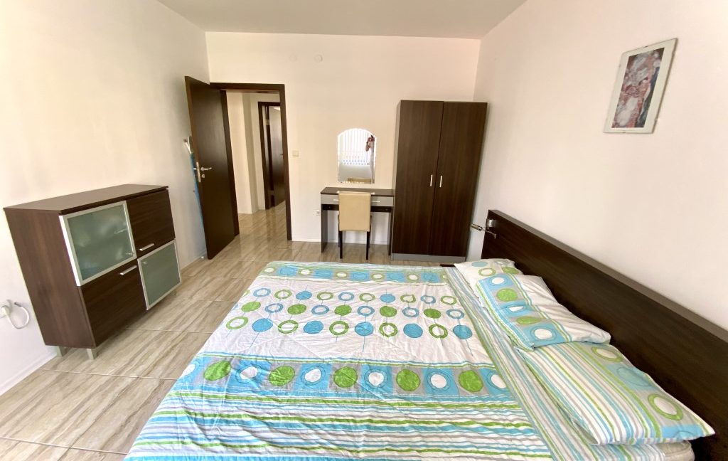 Apartament confortabil, mobilat, cu 3 camere, in complexul Lona, Sunny Beach (30)