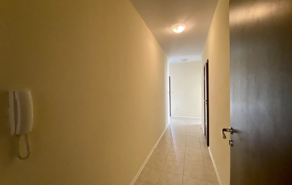 Apartament confortabil, mobilat, cu trei camere, în complexul Lona, Sunny Beach (38)