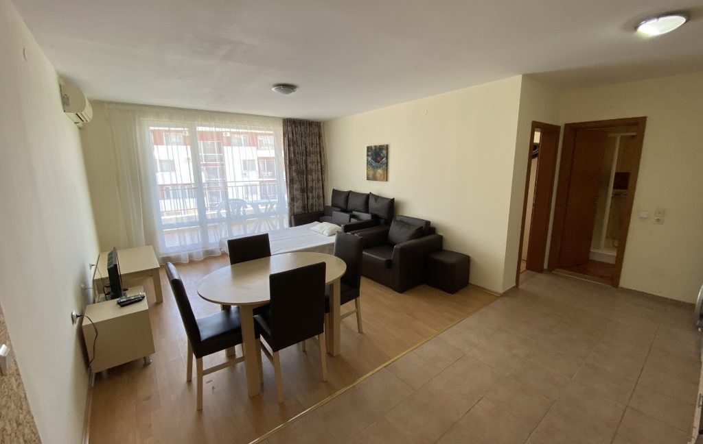 Apartament mobilat cu 2 camere cu vedere la mare in complexul Panorama Fort Beach, Sveti Vlas (36)