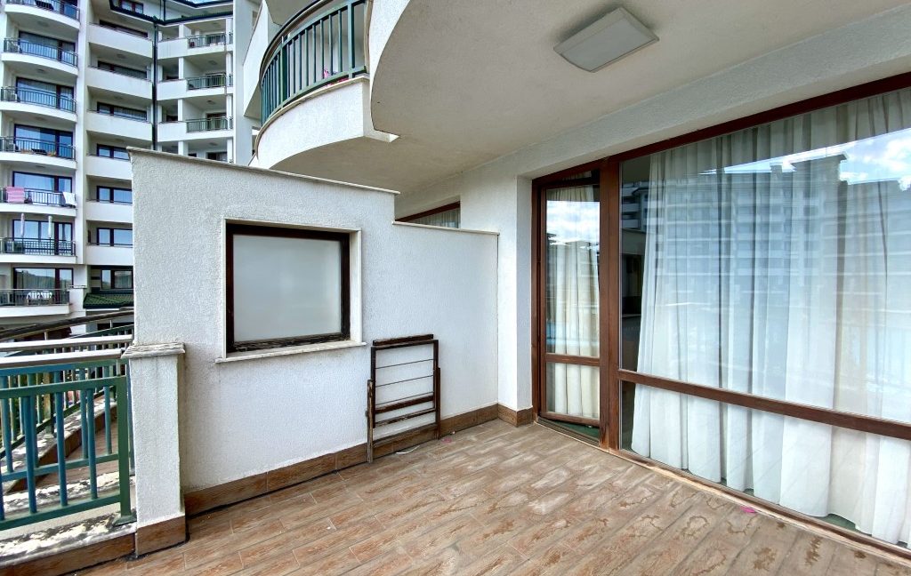 Apartament mobilat cu trei camere în Emerald Beach Resort & Spa, Ravda (23)