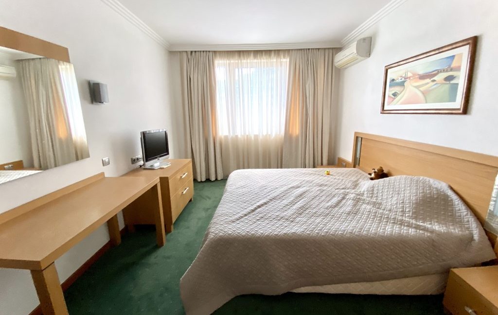 Apartament mobilat cu trei camere în Emerald Beach Resort & Spa, Ravda (29)