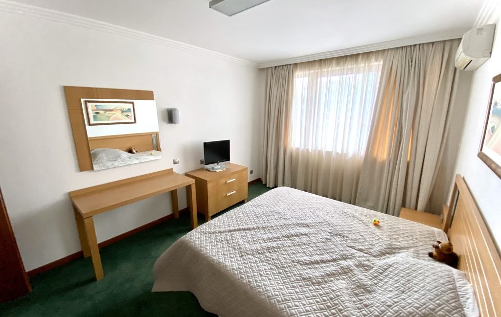 Apartament mobilat cu trei camere în Emerald Beach Resort & Spa, Ravda (30)