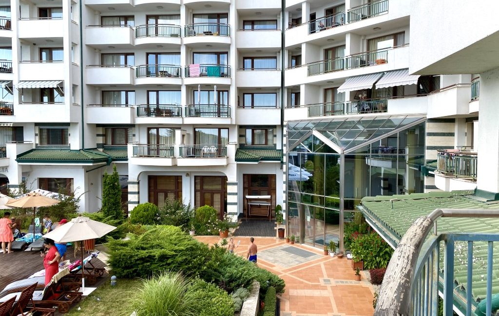 Apartament mobilat cu trei camere în Emerald Beach Resort & Spa, Ravda (44)