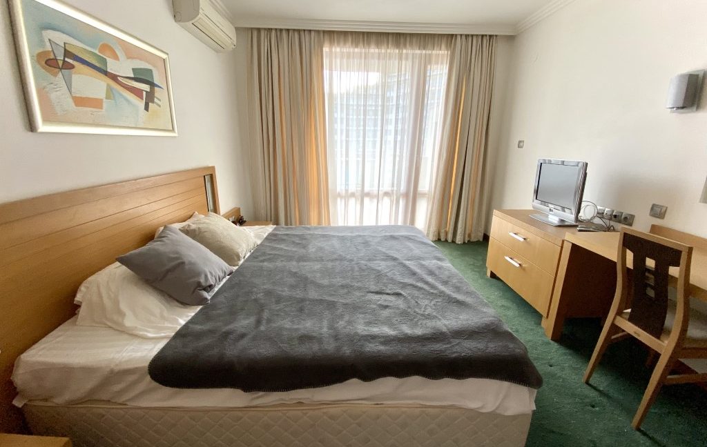 Apartament mobilat cu trei camere în Emerald Beach Resort & Spa, Ravda (9)