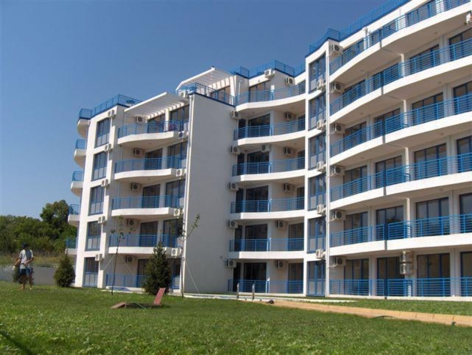 Apartament cu 3 camere de vanzare in Balchik Bulgaria