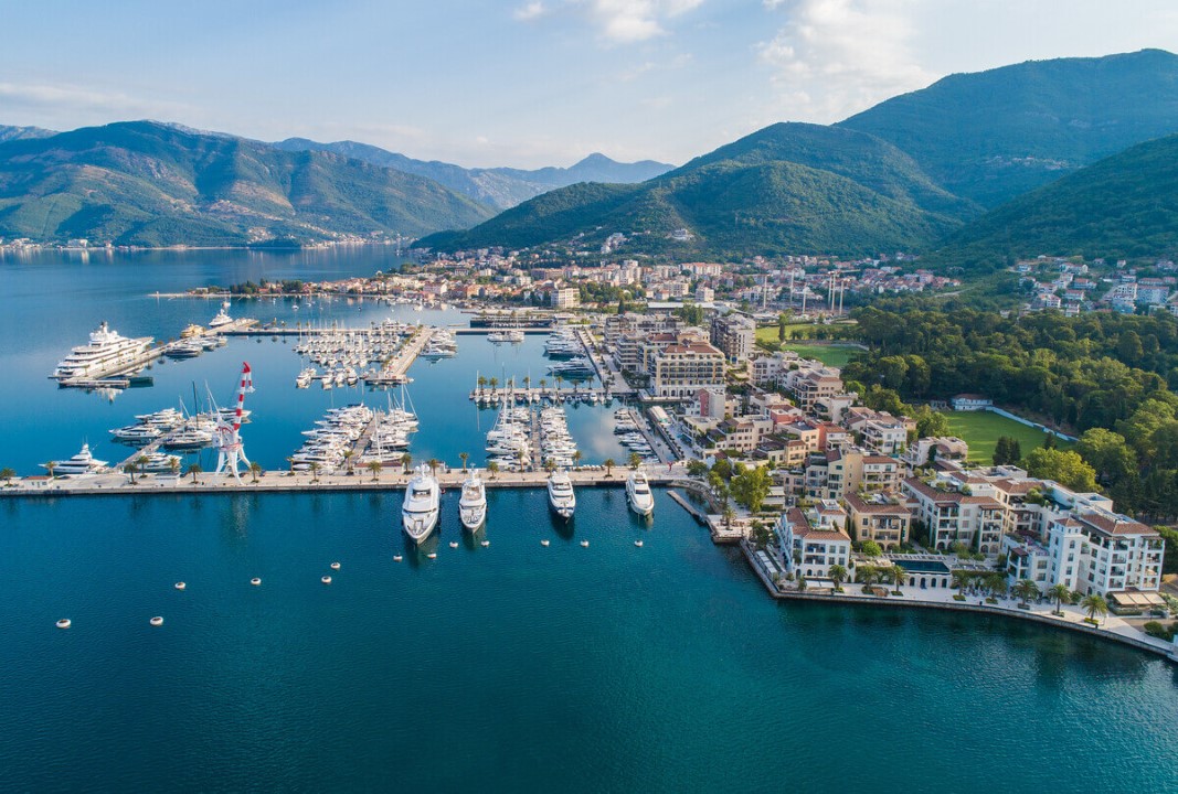 Penthouse de lux de vanzare in Tivat Montenegro