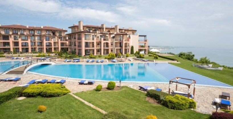 Apartament cu 2 dormitoare și priveliști uimitoare spre mare în Complexul de Lux Kaliakria Resort, Bulgaria
