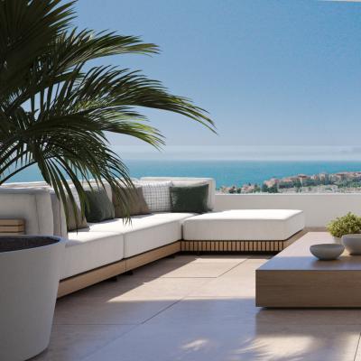 Apartament cu două dormitoare și grădină privată în Estepona, Spania